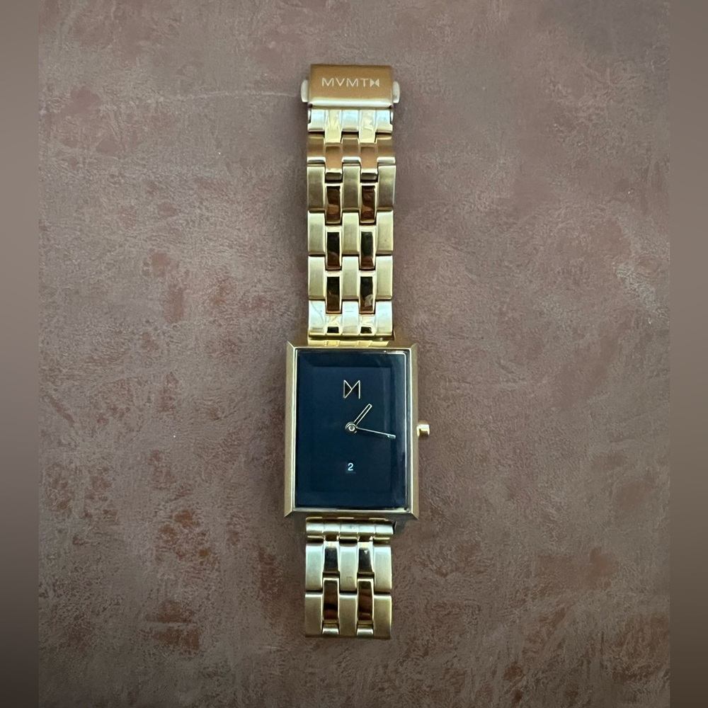 COPY - Women's MVMT watch